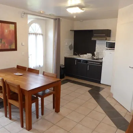 Domaine De La Corbe Bed & Breakfast
